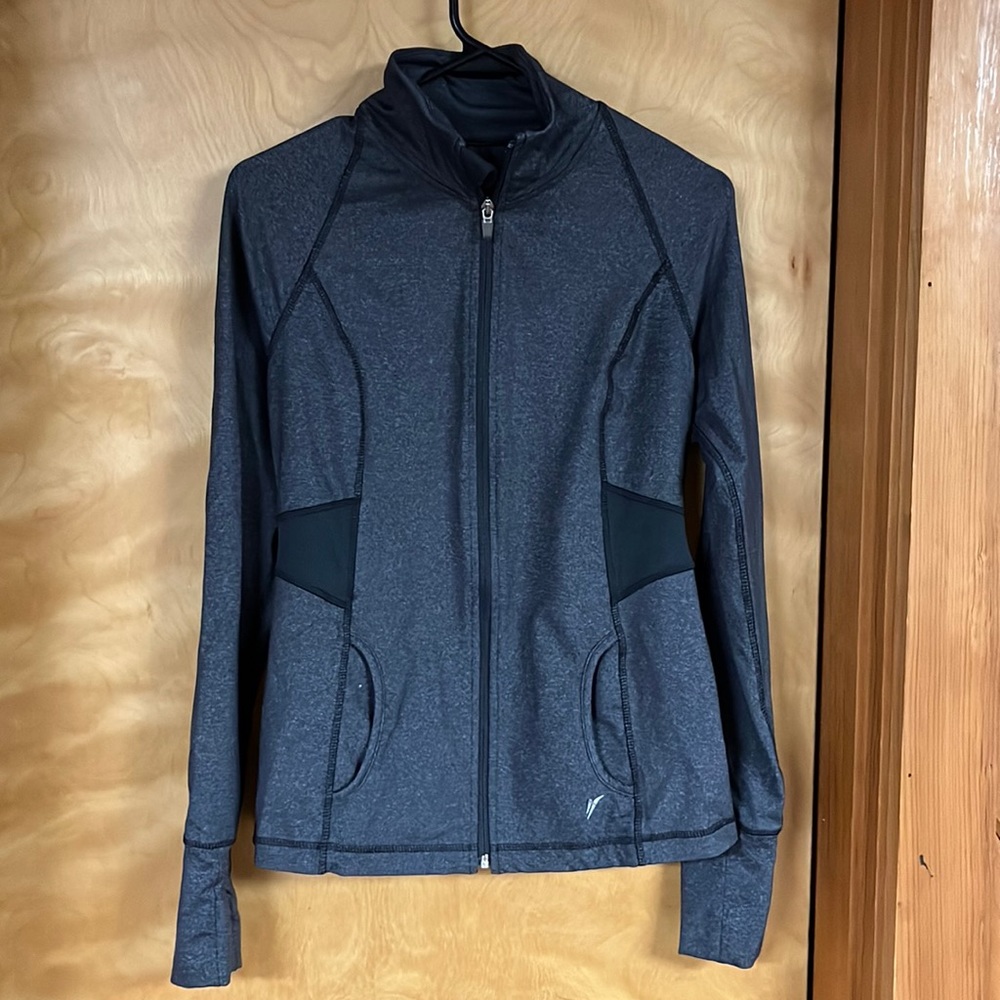 Active full zip